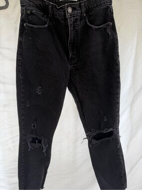 Abercrombie & Fitch Black Slim Straight Distressed Jeans